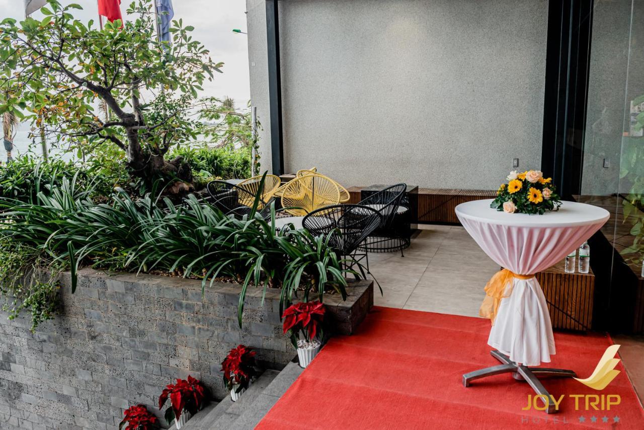 Joy Trip Hotel & Spa Нячанг Экстерьер фото