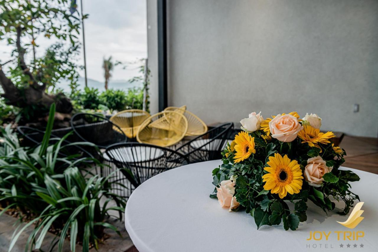 Joy Trip Hotel & Spa Нячанг Экстерьер фото