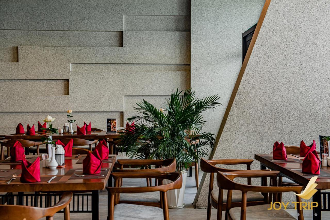 Joy Trip Hotel & Spa Нячанг Экстерьер фото