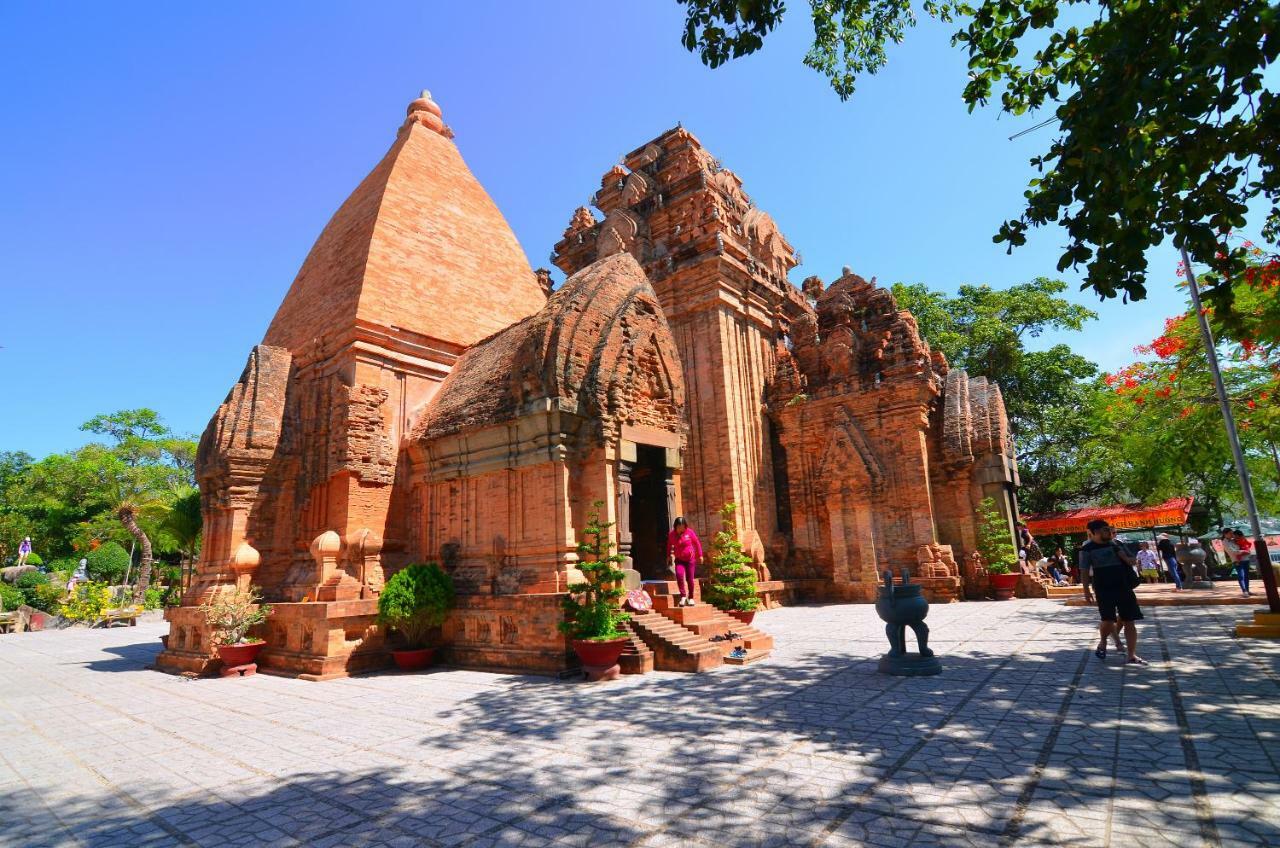Joy Trip Hotel & Spa Нячанг Экстерьер фото